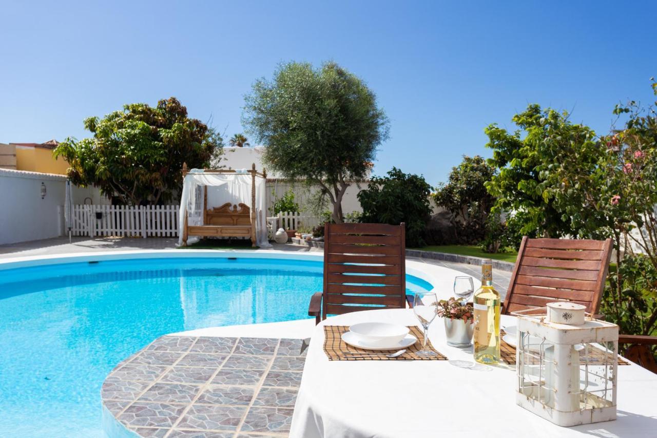 ארונה Bungalow Palm Mar With Pool And Garden מראה חיצוני תמונה