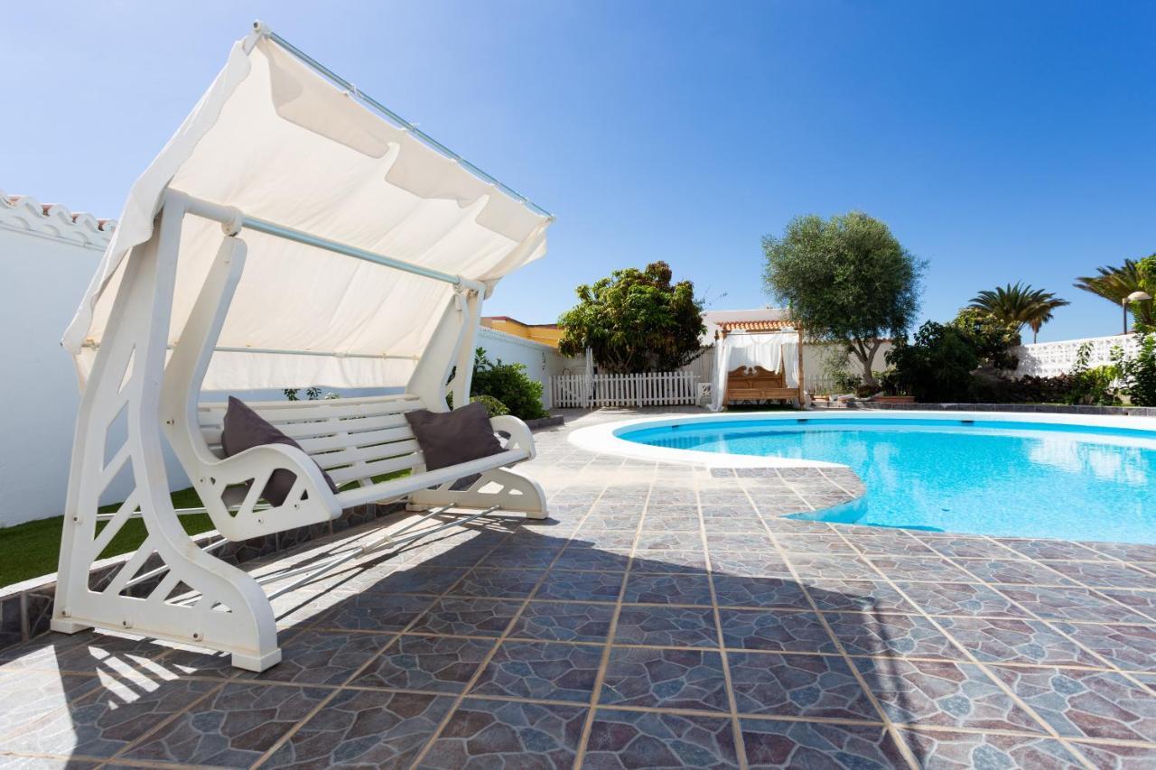 ארונה Bungalow Palm Mar With Pool And Garden מראה חיצוני תמונה